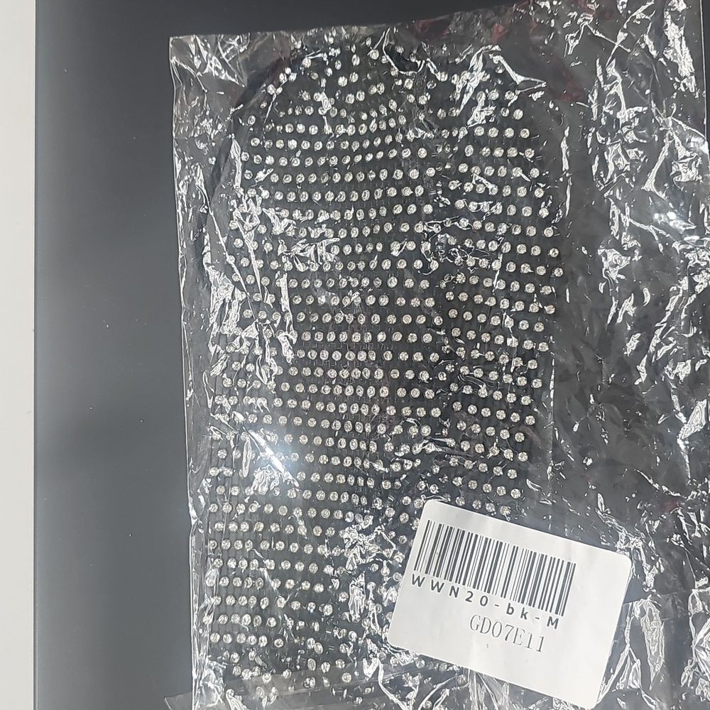 NWT Rhinestone Mask